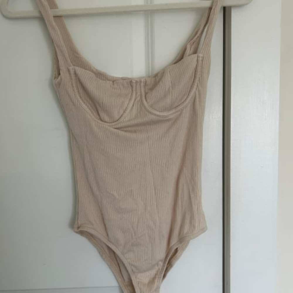 Ribbed Beige Bodysuit